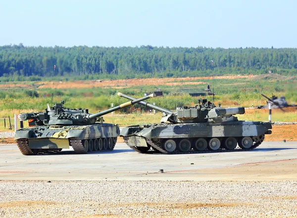 Russian tanks — Stock Photo, Image