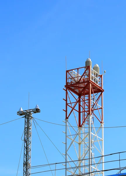Instalação de antena no mastro — Fotografia de Stock