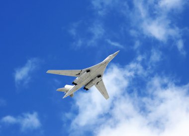 Uzun menzilli bombardıman uçağı Tu-160 