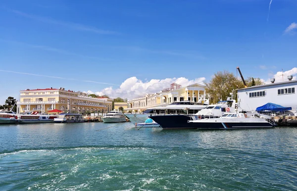 Yacht at the berth — Stock Photo, Image