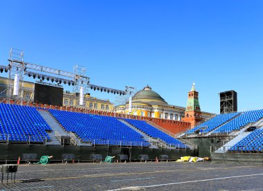 Tribün kare izleyiciler için