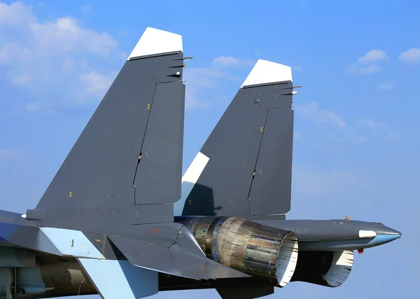 Avión de cola de la aeronave militar — Foto de Stock