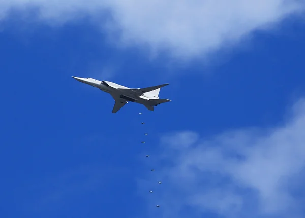 Bombardero en la operación militar —  Fotos de Stock