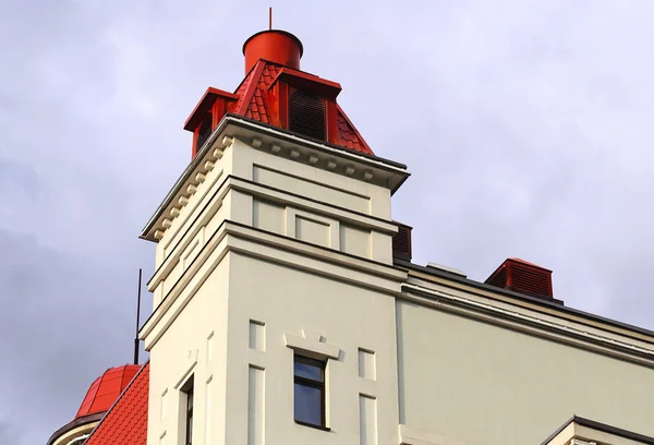 Byggnader Röda tornet — Stockfoto