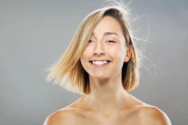 Beautiful Girl Fashion Portrait Windy Hair Looking Camera — Stock Photo, Image