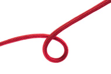 Canlı kırmızı bir ip beyaz bir yüzey üzerinde durarak düzgün bir döngü içinde düzenlenir. Pürüzsüz dokusu ve parlak rengi çok yönlülüğü ve dayanıklılığını vurguluyor..