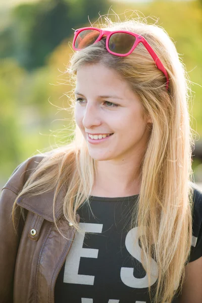 Summer woman portrait — Stock Photo, Image