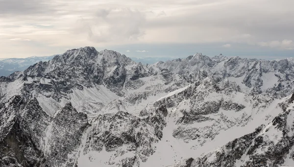 Paisaje de montaña de invierno — Foto de Stock