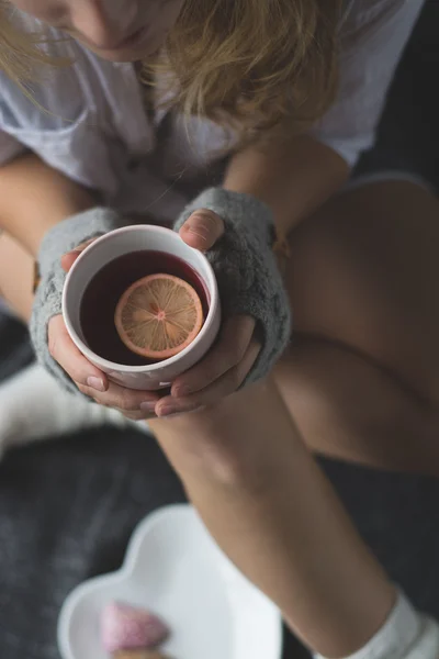 Hete thee in bed — Stockfoto