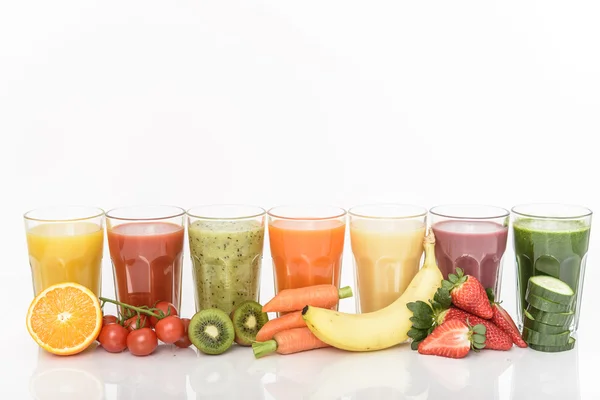 Batido de frutas mezcladas saludables —  Fotos de Stock