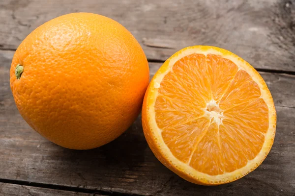 Fresh, juicy orange — Stockfoto