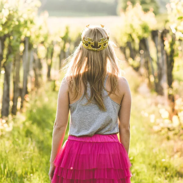 Blond long hair woman having fun outdoor — Stock Photo, Image