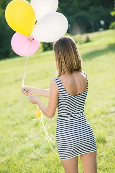 Palloncini di compleanno — Foto Stock