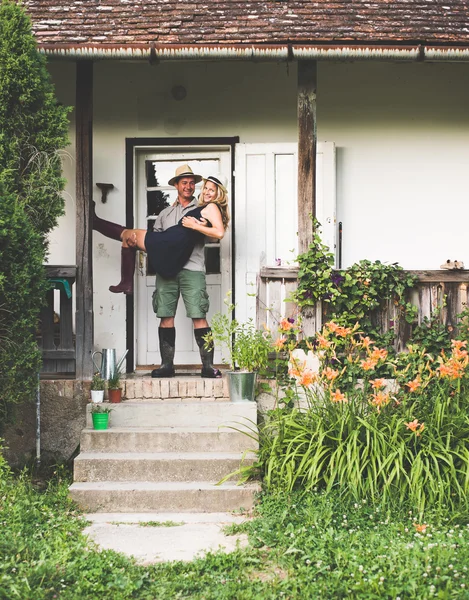 stock image Couple at new house front door