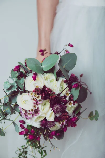 Bouquet da sposa di fiori — Foto Stock