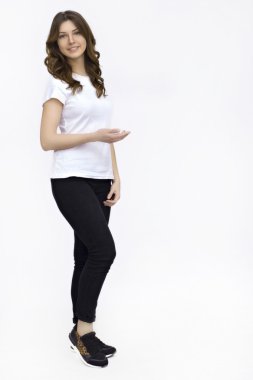 Mutlu Casual esmer kadın