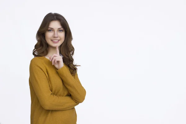 Mujer joven feliz en suéter — Foto de Stock