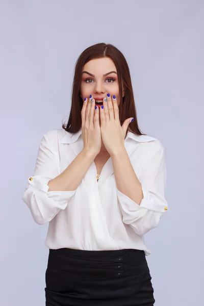 Retrato de mujer de negocios sorprendida — Foto de Stock