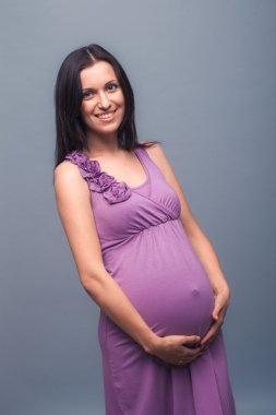 Güzel hamile kadın.