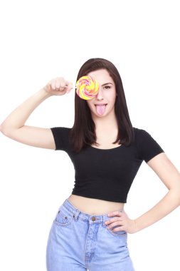 Mutlu genç kadınla lolipop