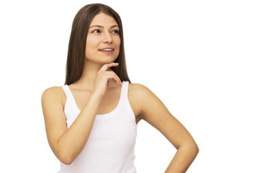 Beyaz arka plan üzerinde izole mutlu bir genç kadın