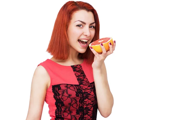 Mulher bonita em rosa com frutas — Fotografia de Stock