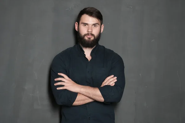 Retrato de homem bonito com barba — Fotografia de Stock