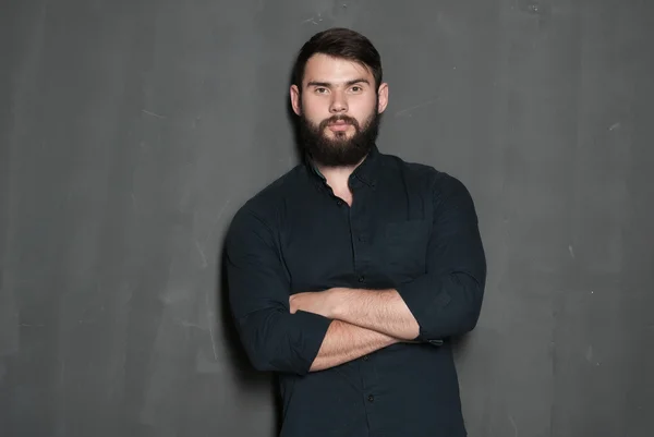 Retrato de homem bonito com barba — Fotografia de Stock