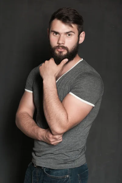 Retrato de homem bonito com barba — Fotografia de Stock