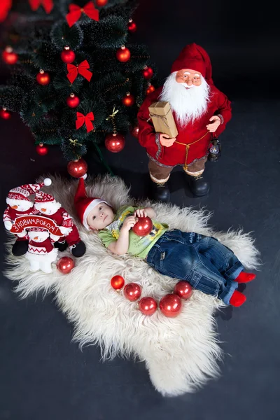 Child with xmas decoration — Stock Photo, Image