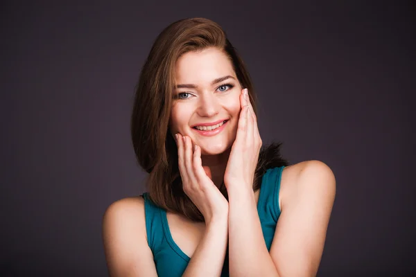 Woman face and shoulders — Stock Photo, Image