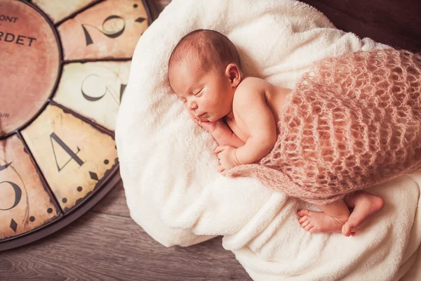 Dulce bebé recién nacido — Foto de Stock