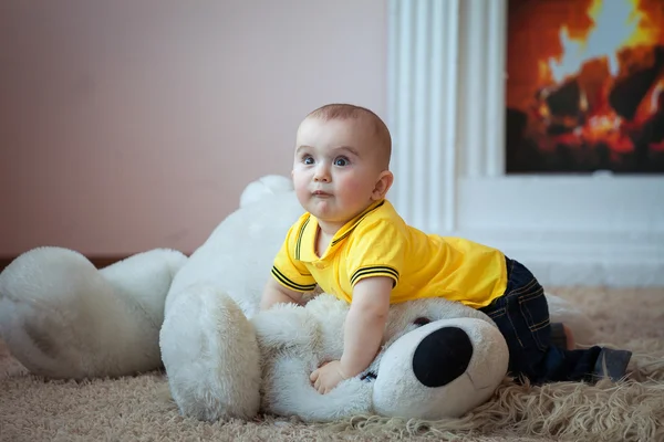 Curious baby boy — Stock Photo, Image