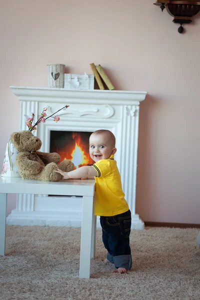 Funny baby pojke — Stockfoto