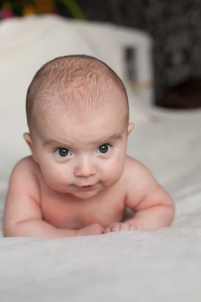 Söt liten bebis — Stockfoto