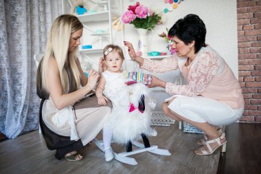 Mutlu anne ve kız