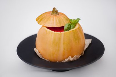 balkabağı çorbası servis