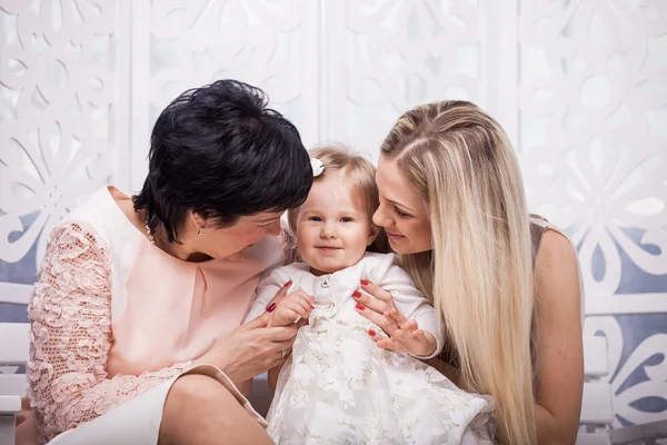 Gelukkig moeder en dochter — Stockfoto