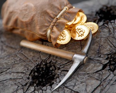 Kazma ve deri çantalı Bitcoin madencilik konsepti. 3d illüstrasyon.