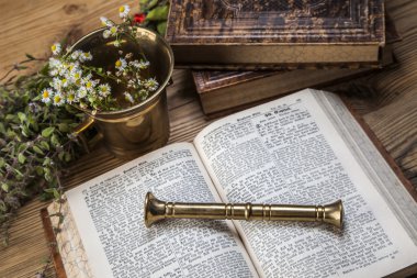 eski doğal tıp, ot ve ilaçlar