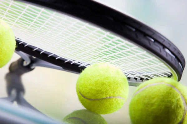 Een set van tennis. Racket en bal. — Stockfoto