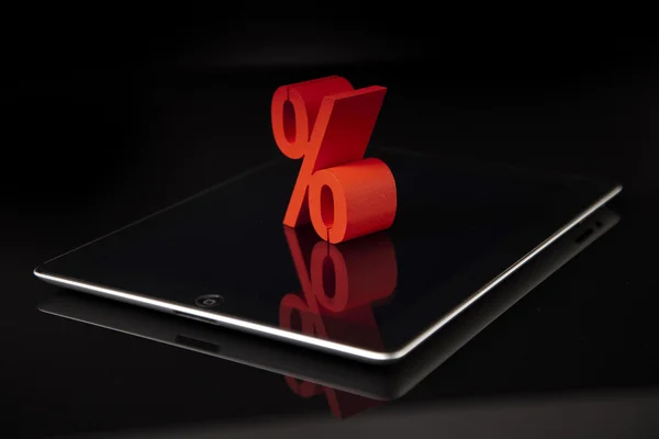 Digitale percentage tablet en een heleboel plezier — Stockfoto