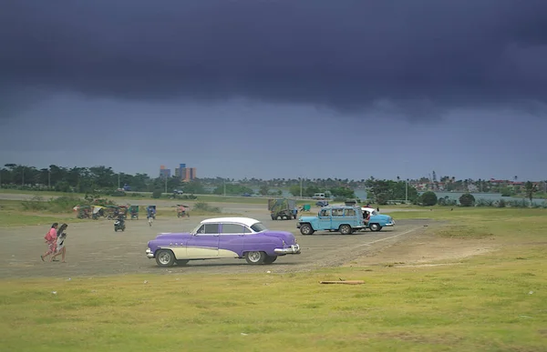 Paysage Banlieue Avec Ciel Nuageux Cuba — Photo