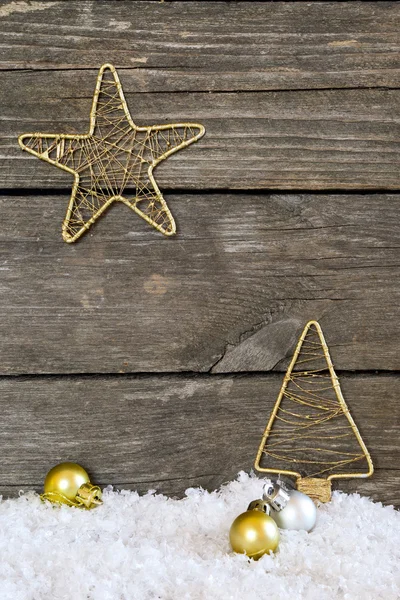 Weihnachtsschmuck mit Vintage-Ornamenten — Stockfoto