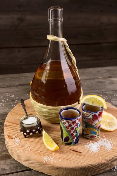 Tequila with a lemon and salt — Stock Photo, Image