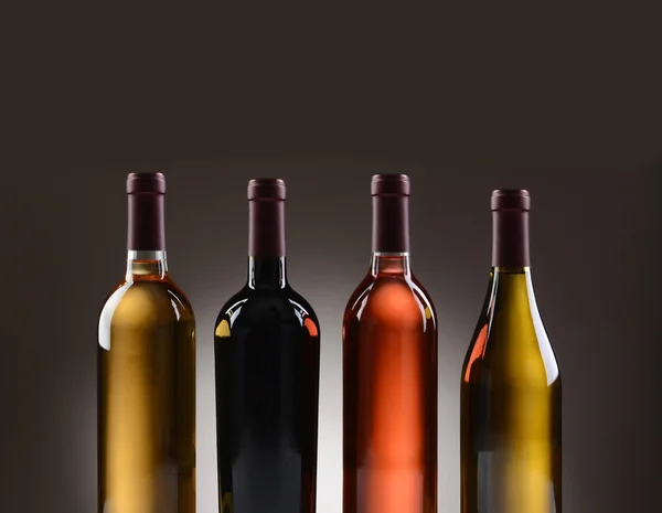 Wine Bottles With No Labels Closeup — Stock Photo, Image