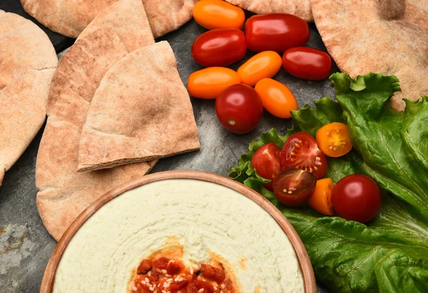 Pita och hummus — Stockfoto