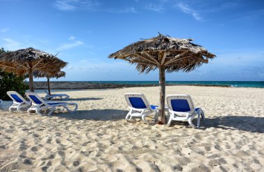 Plaj sandalyeleri ve Cabanas