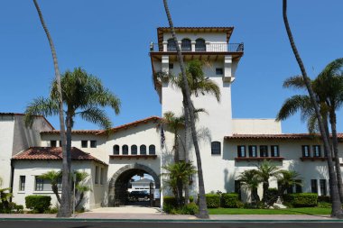 SEAL BEACH, CALIFORNIA - 16 Haziran 2021: The Seal Beach City Administration Building. 