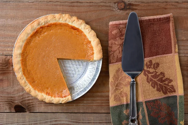 Pastel de calabaza cortado —  Fotos de Stock